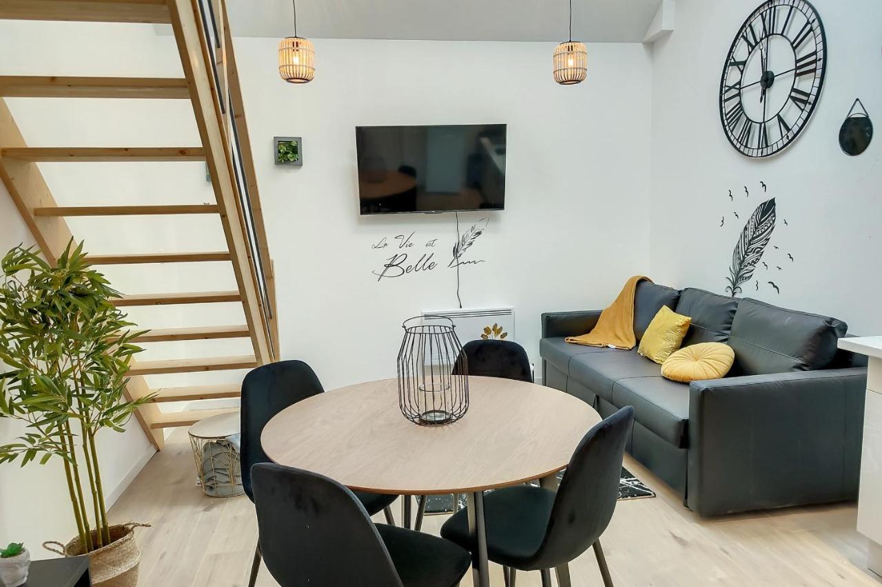 Sublime Appart Renove Duplex Centre Ville 4Pers Wifi Saint-Quentin  Exterior photo